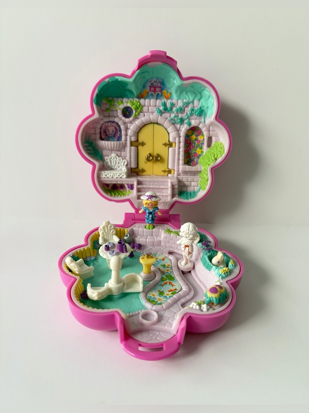 Vintage Polly Pocket Garden Surprise